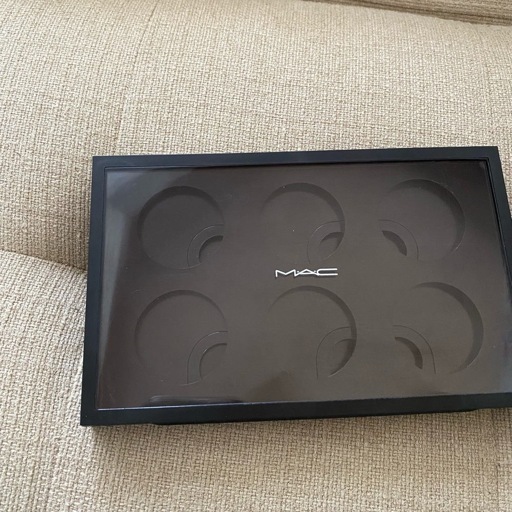 MAC pro palette and blush insert